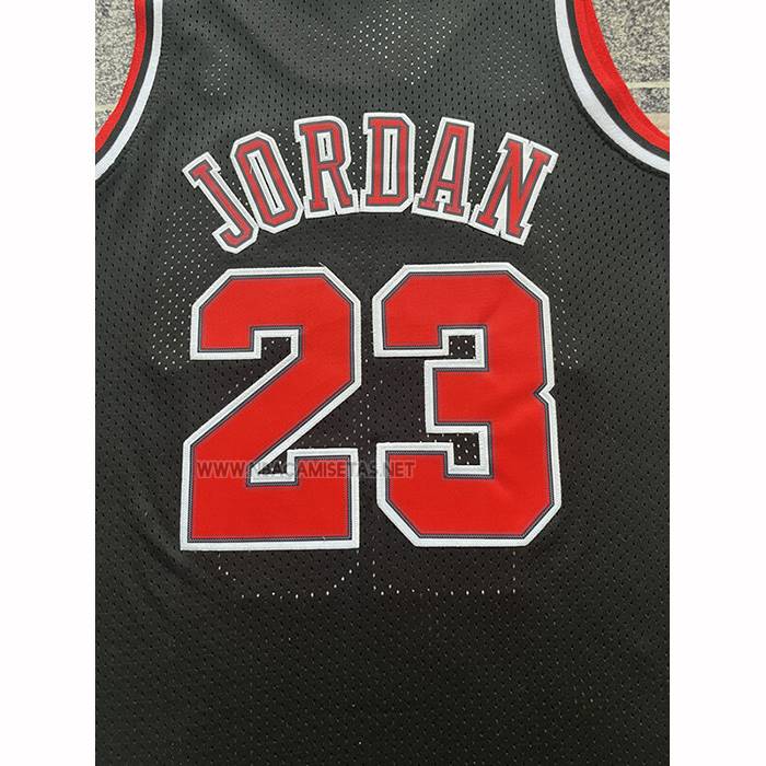 Camiseta Chicago Bulls Michael Jordan NO 23 Mitchell & Ness 1997-98 Negro Firmada